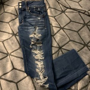 AEO Distressed Artist Crop Jeans Size 8